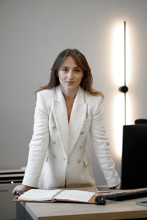 "Alina Iliescu"